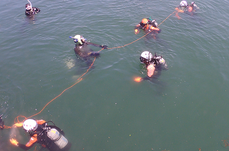 2016年度　第一管区海上保安本部との合同潜水訓練との合同訓練風景